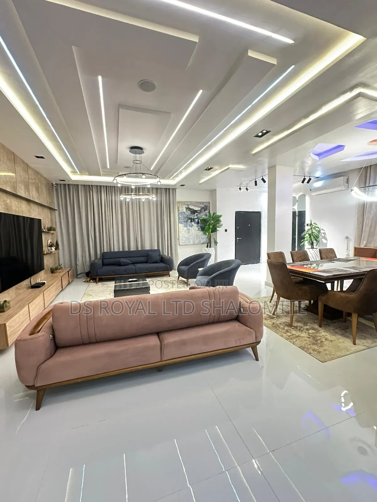 4bdrm Duplex in Ilaje / Lekki for sale in Ilaje / Lekki