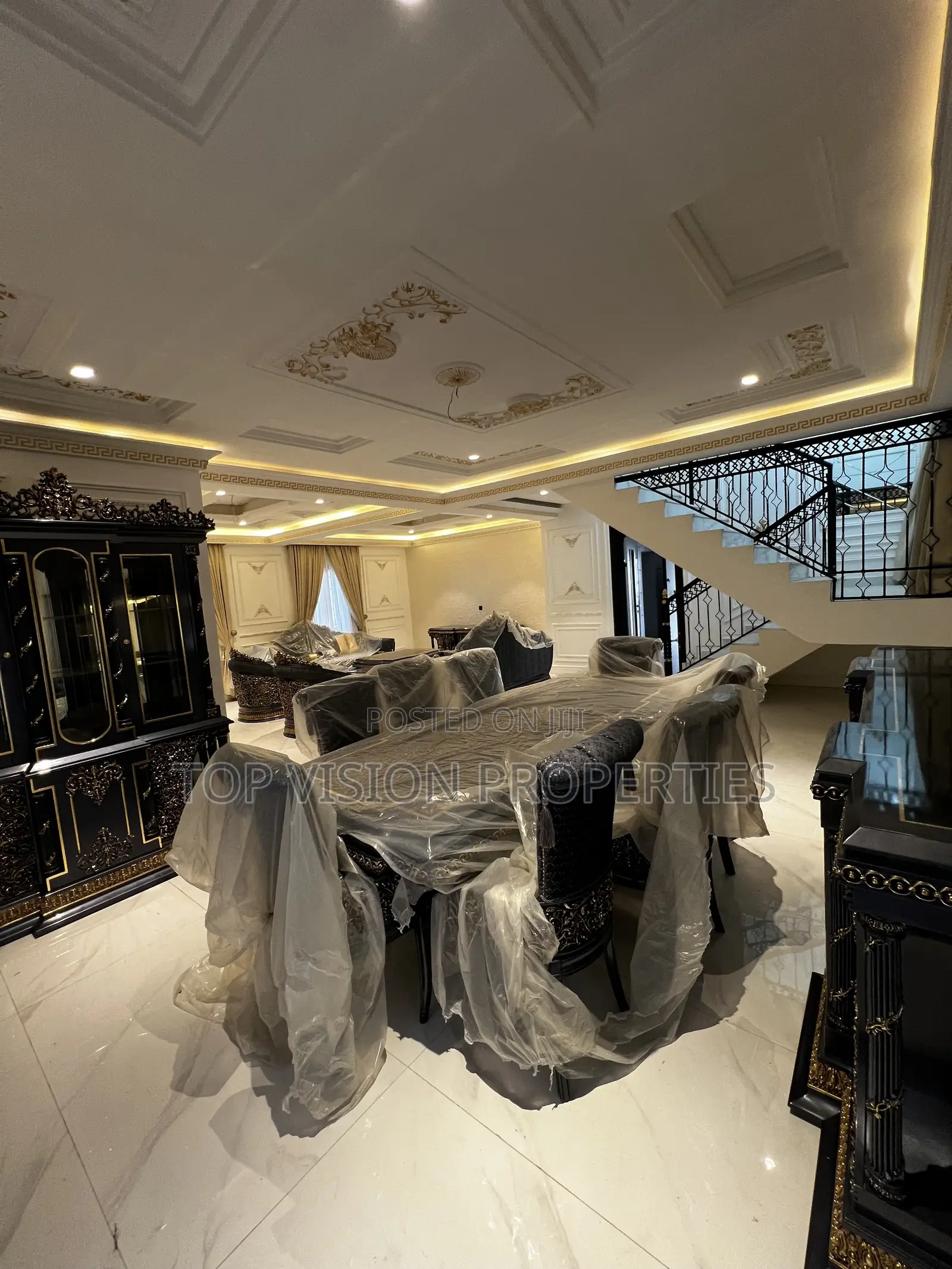 Furnished 5bdrm Duplex in Kado for sale in Kado