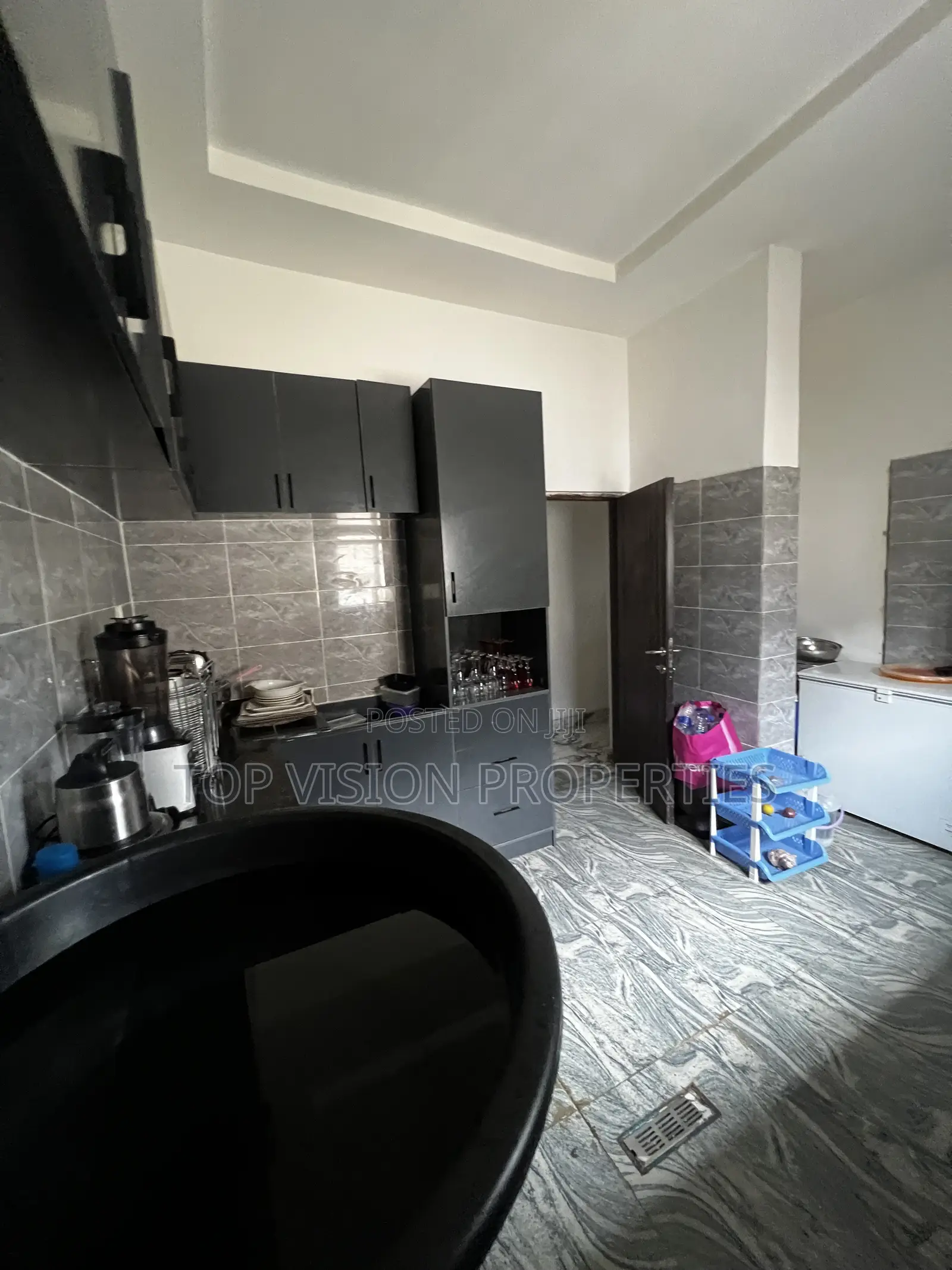 3bdrm Block of Flats in Life Camp for sale in Life Camp