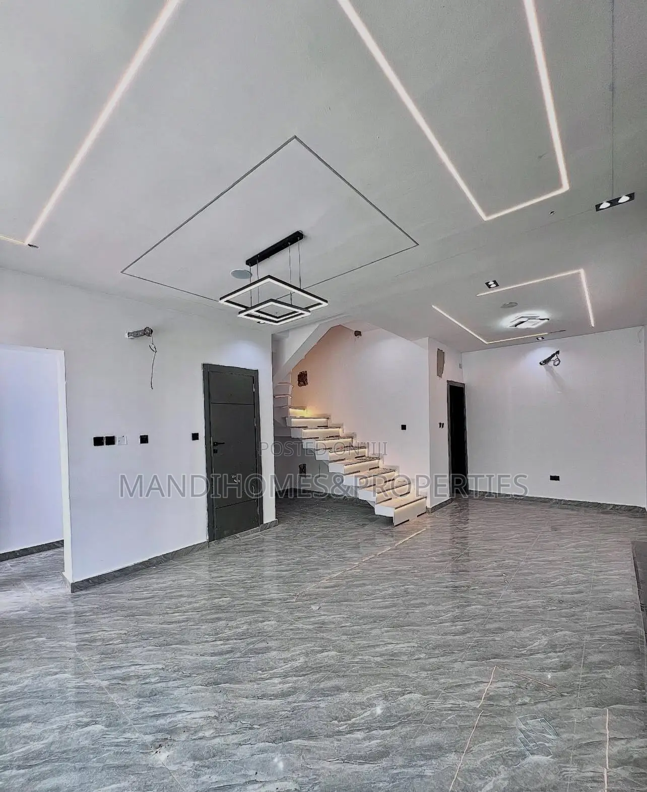 4bdrm Duplex in Lekki Phase 2 for sale in Lekki Phase 2