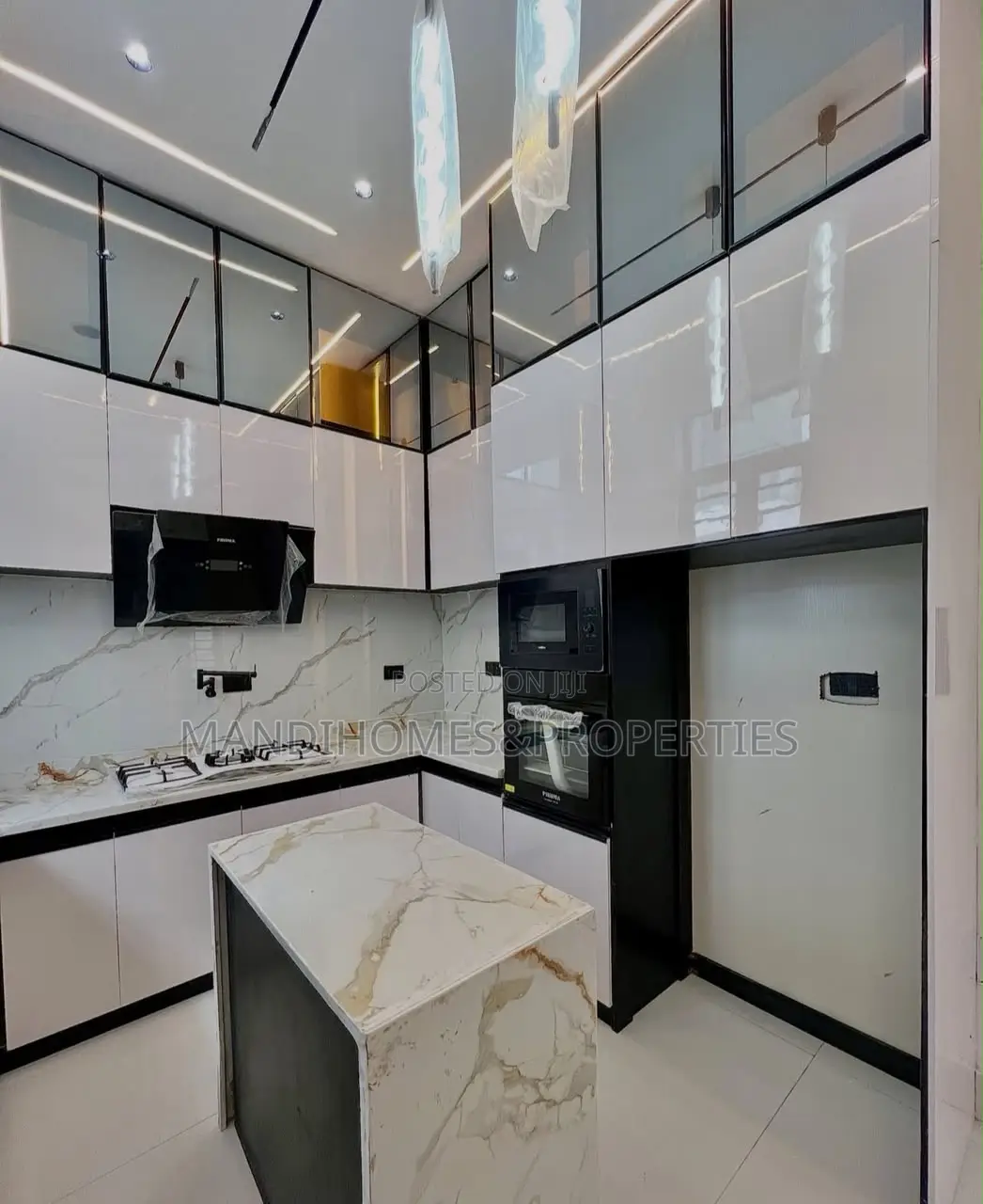 4bdrm Duplex in Lekki for sale in Lekki