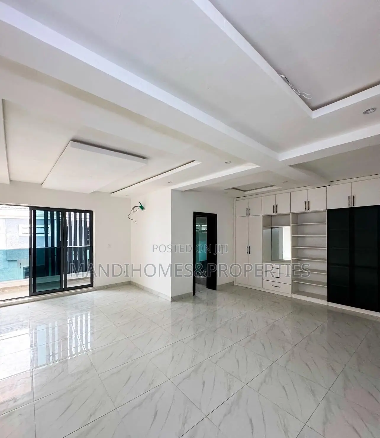 4bdrm Townhouse/Terrace in Lekki Phase 1 for sale in Lekki Phase 1