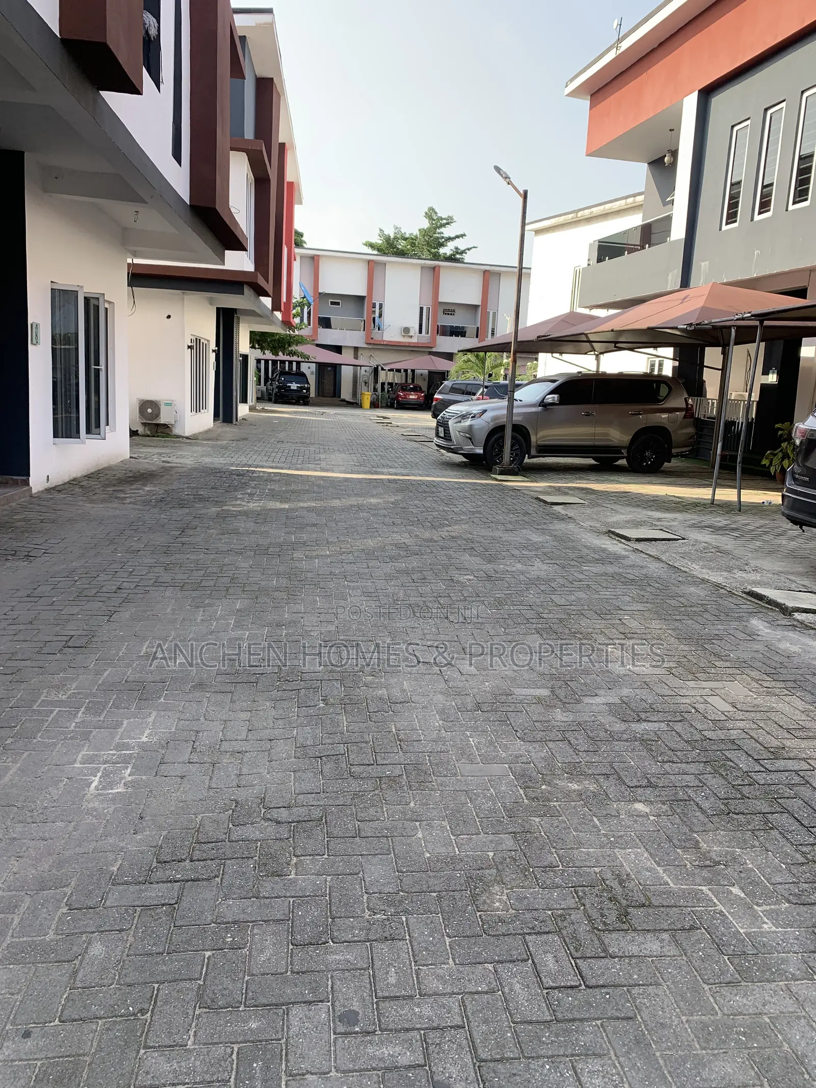 5bdrm Duplex in Zero Flooded And, Lekki for sale in Lekki