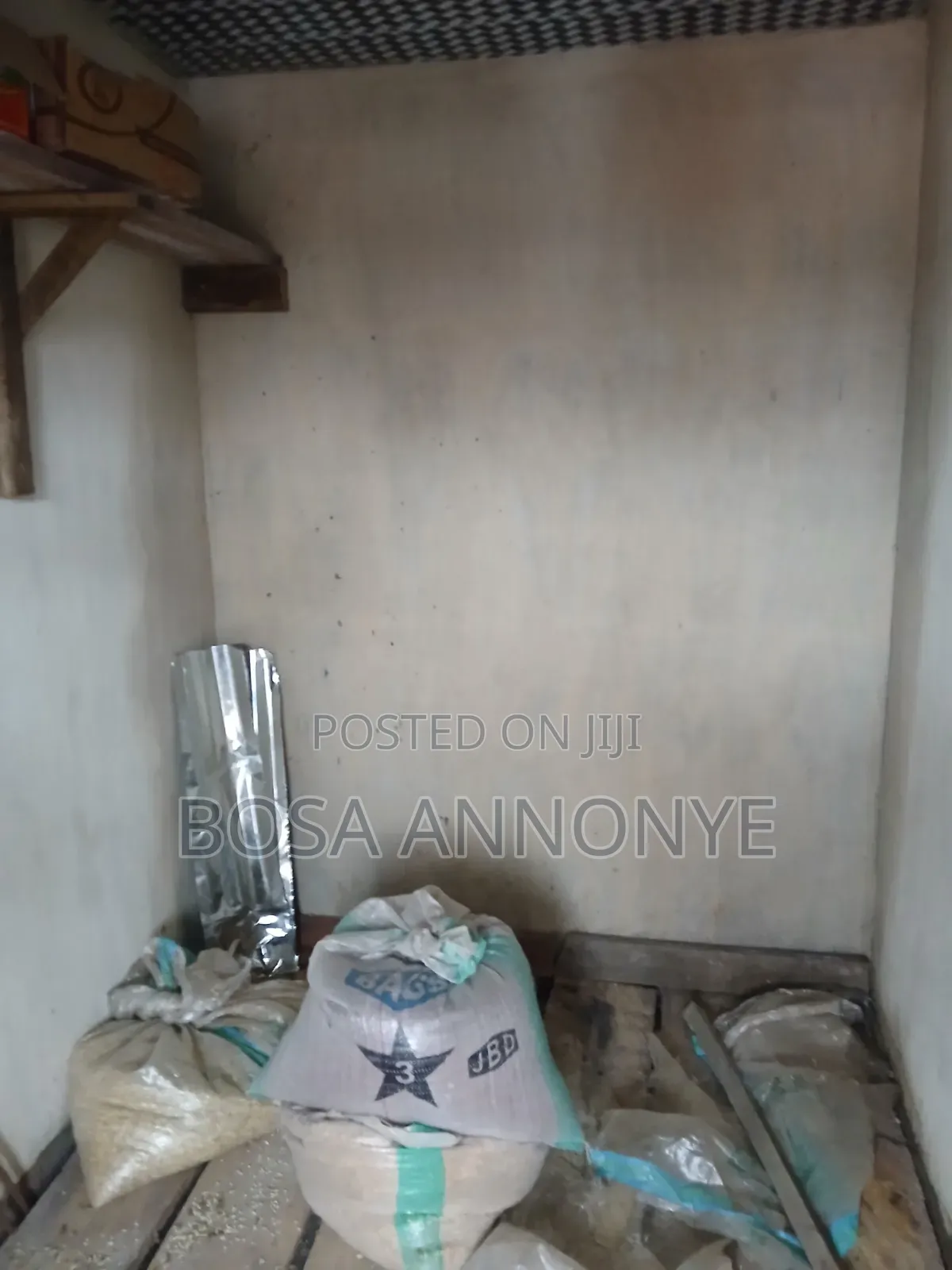 Strategically Located Shop in Ado / Ajah