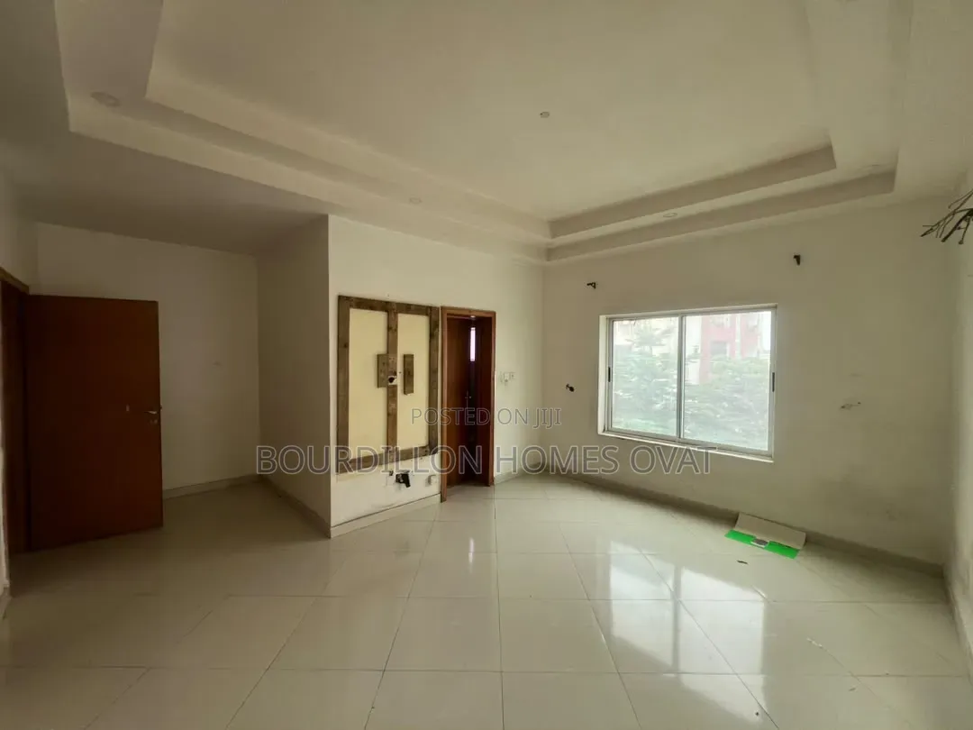 3bdrm Apartment in Ikate Lekki Lagos for rent in Ikate