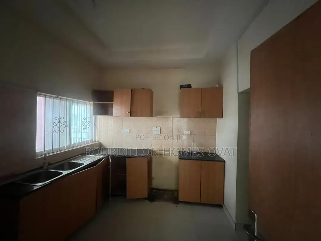 3bdrm Apartment in Ikate Lekki Lagos for rent in Ikate