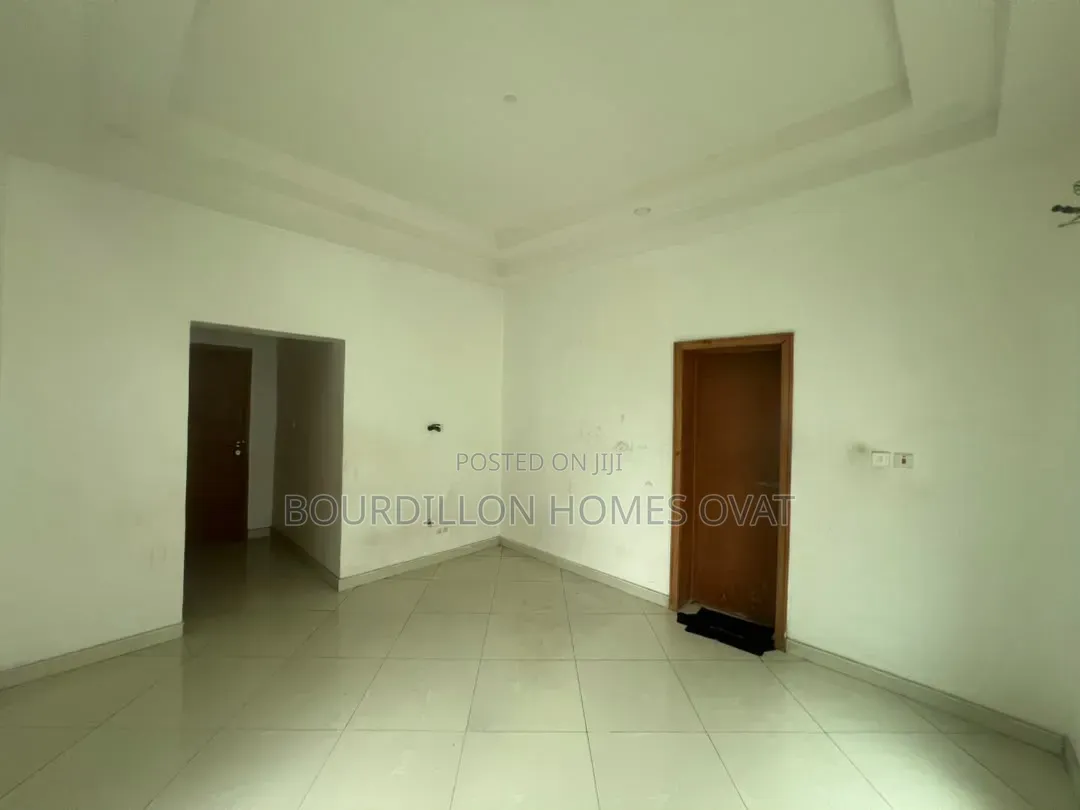3bdrm Apartment in Ikate Lekki Lagos for rent in Ikate