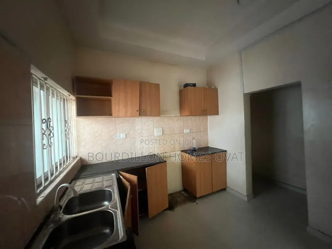 3bdrm Apartment in Ikate Lekki Lagos for rent in Ikate