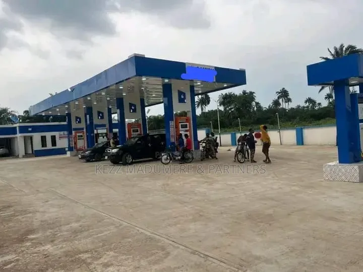 For Sale : Functional FILLING STATION in OWERRI IMO STATE in Owerri
