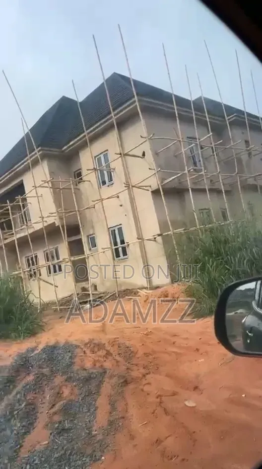 3bdrm Block of Flats in Heritage Estate, Enugu for sale in Enugu
