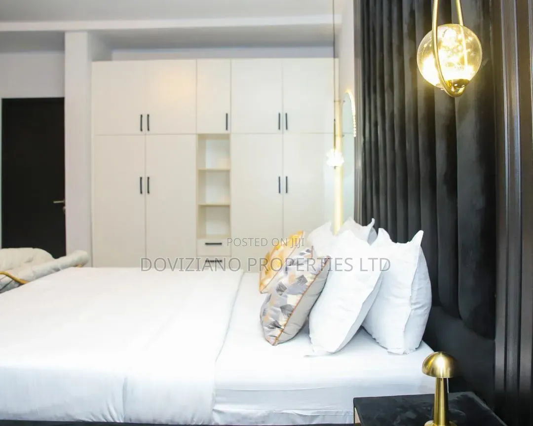 Furnished 4bdrm Duplex in Chevron for rent in Chevron