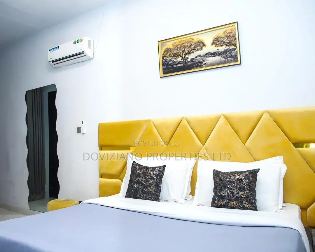 Furnished 4bdrm Duplex in Chevron for rent in Chevron