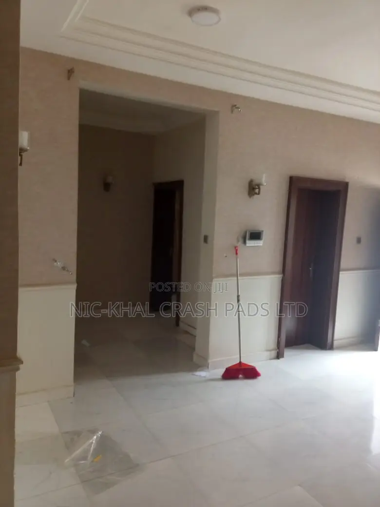 2bdrm Apartment in Godab, Life Camp for rent in Life Camp