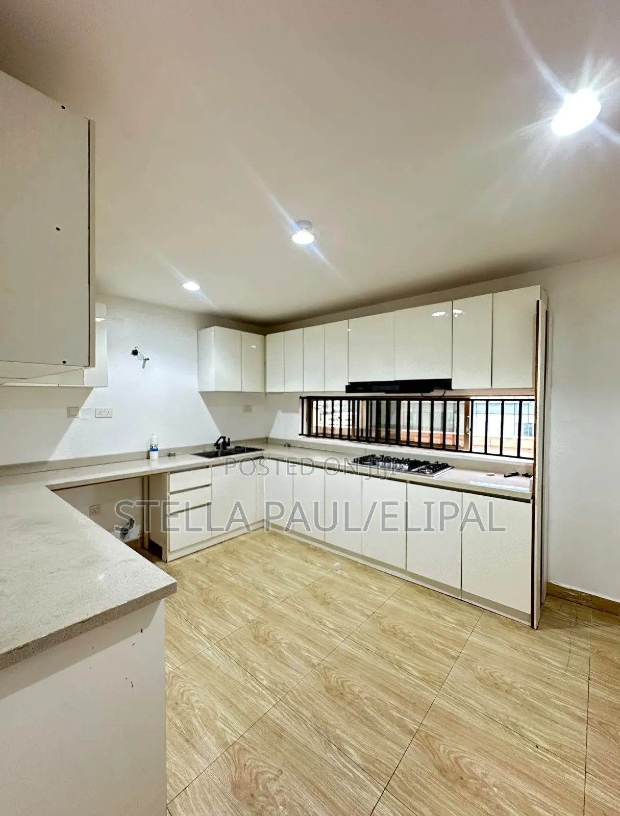 Furnished 3bdrm Apartment in Lekki Phase 1 for sale in Lekki Phase 1