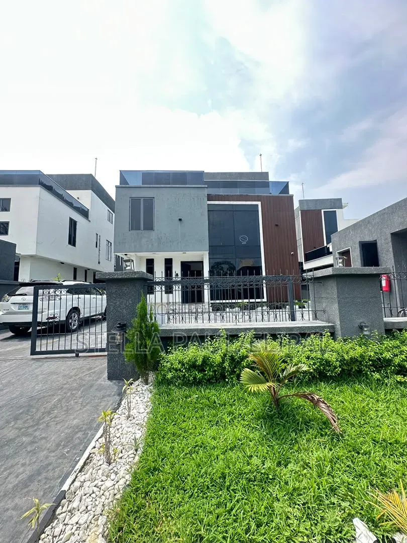 Furnished 5bdrm Duplex in Royal Garden Estate for sale in Eden Garden Estate