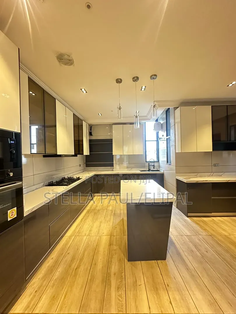 Furnished 5bdrm Duplex in Royal Garden Estate for sale in Eden Garden Estate