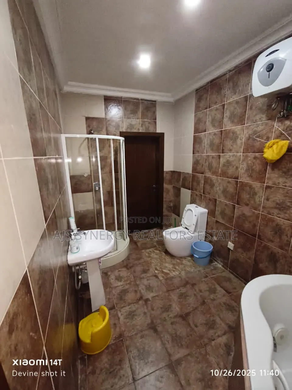 7bdrm Duplex in Ikate for sale in Ikate