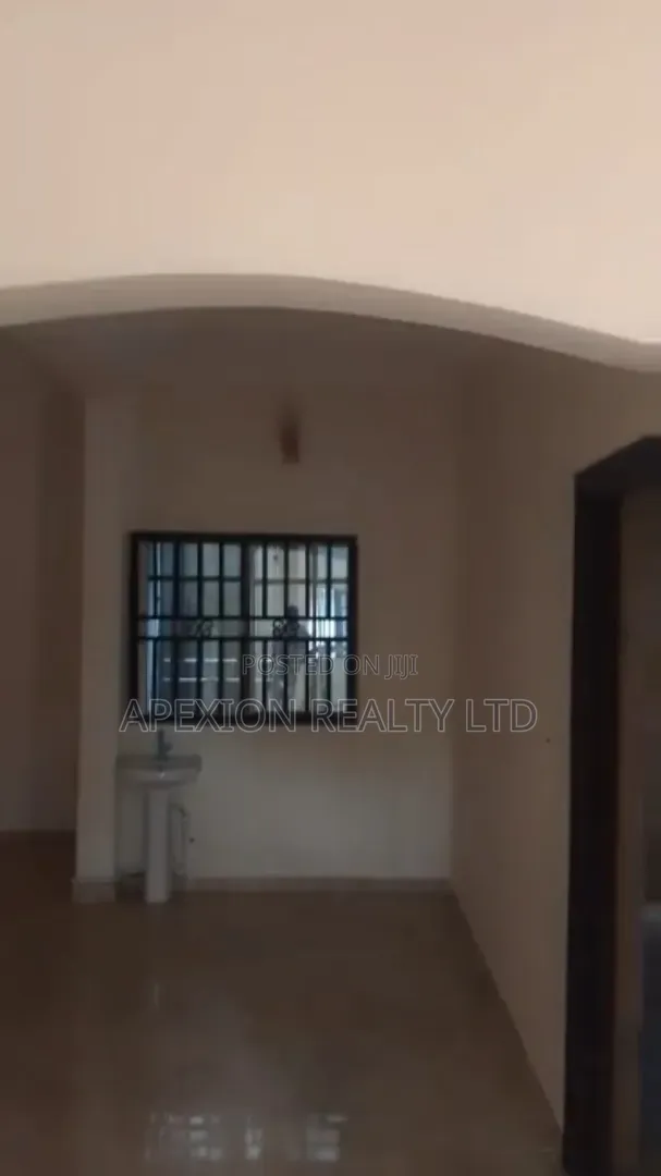 2bdrm Apartment in Sars Road, New Layout for rent in New Layout