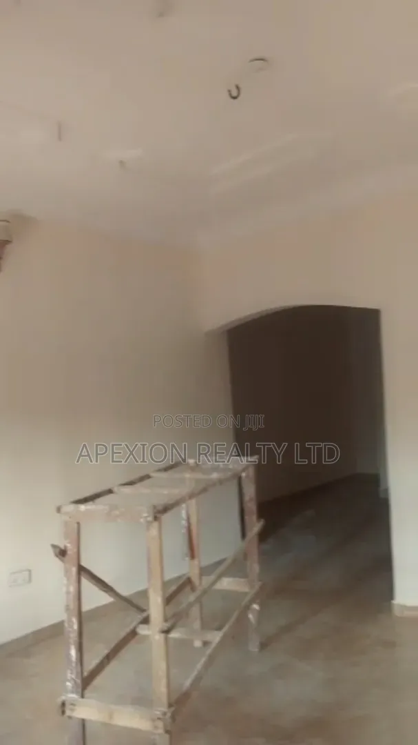 2bdrm Apartment in Sars Road, New Layout for rent in New Layout