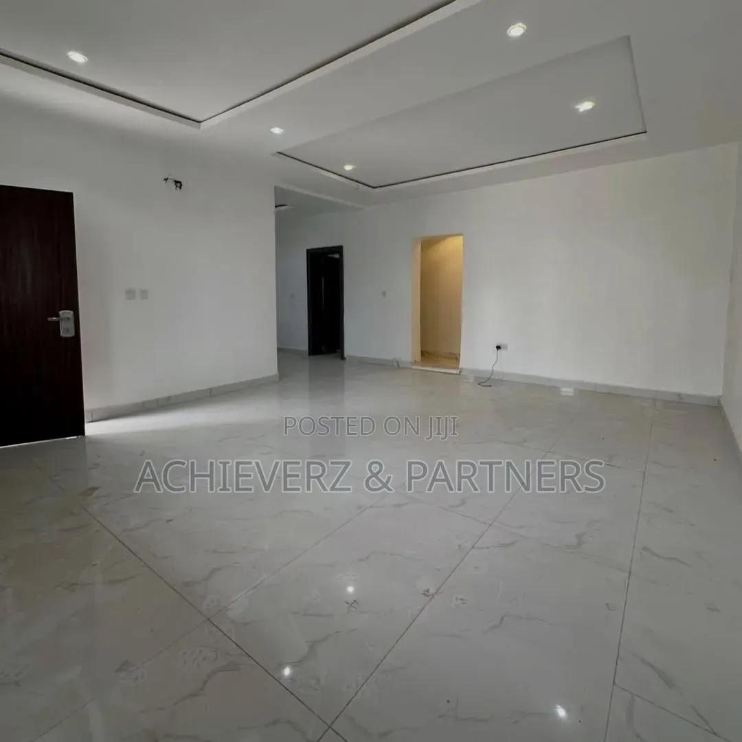3bdrm Apartment in Jahi for sale in Jahi