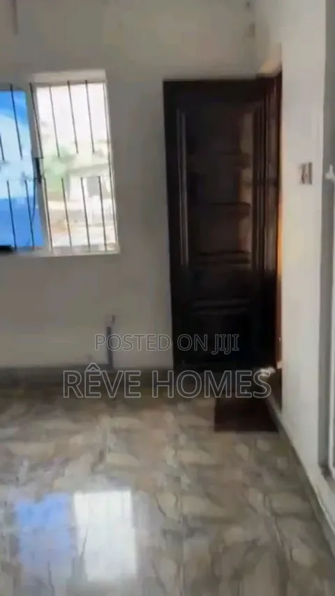 Studio Apartment in Onike for rent in Onike