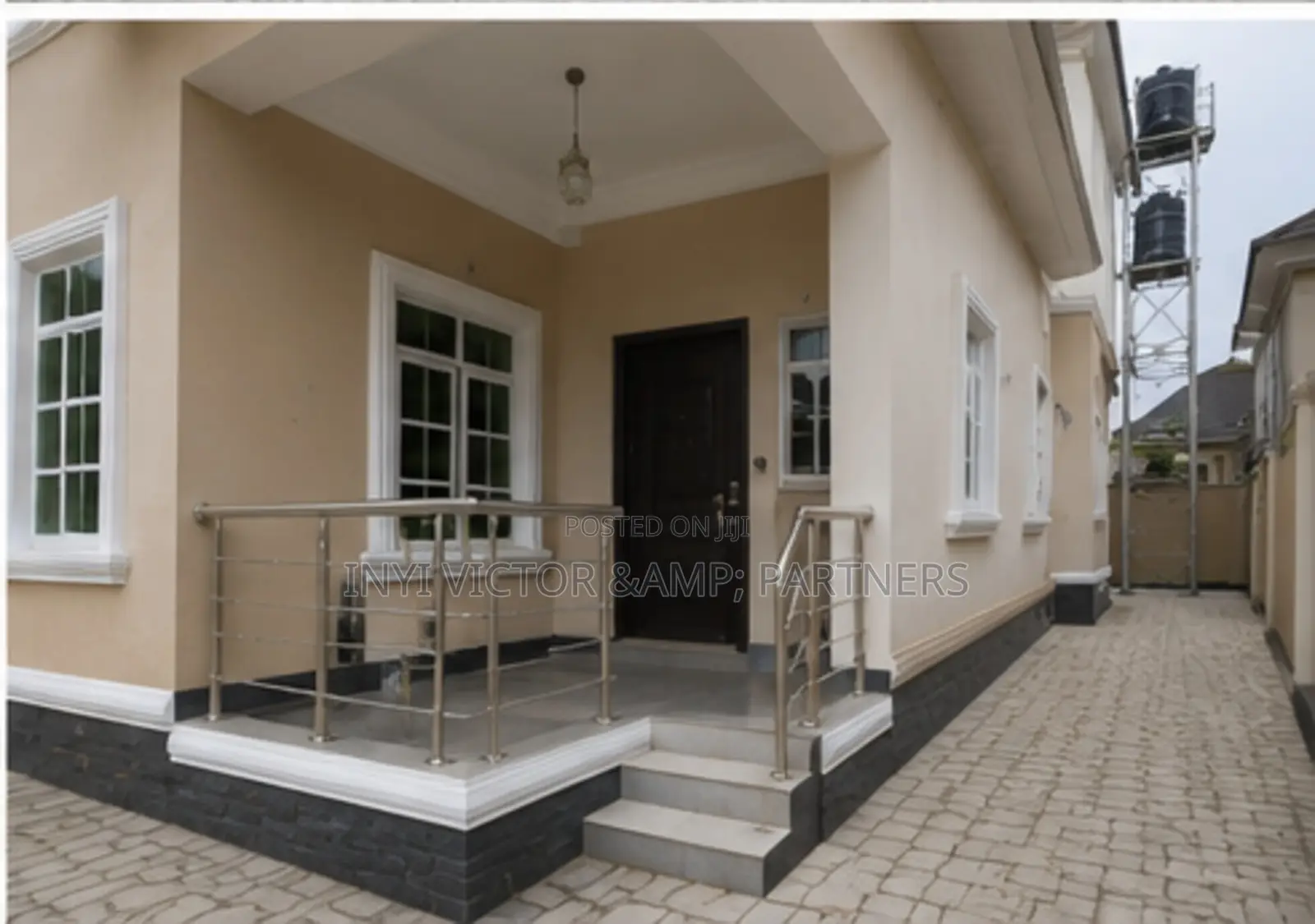 4bdrm Townhouse/Terrace in Sabon Lugbe for sale in Sabon Lugbe