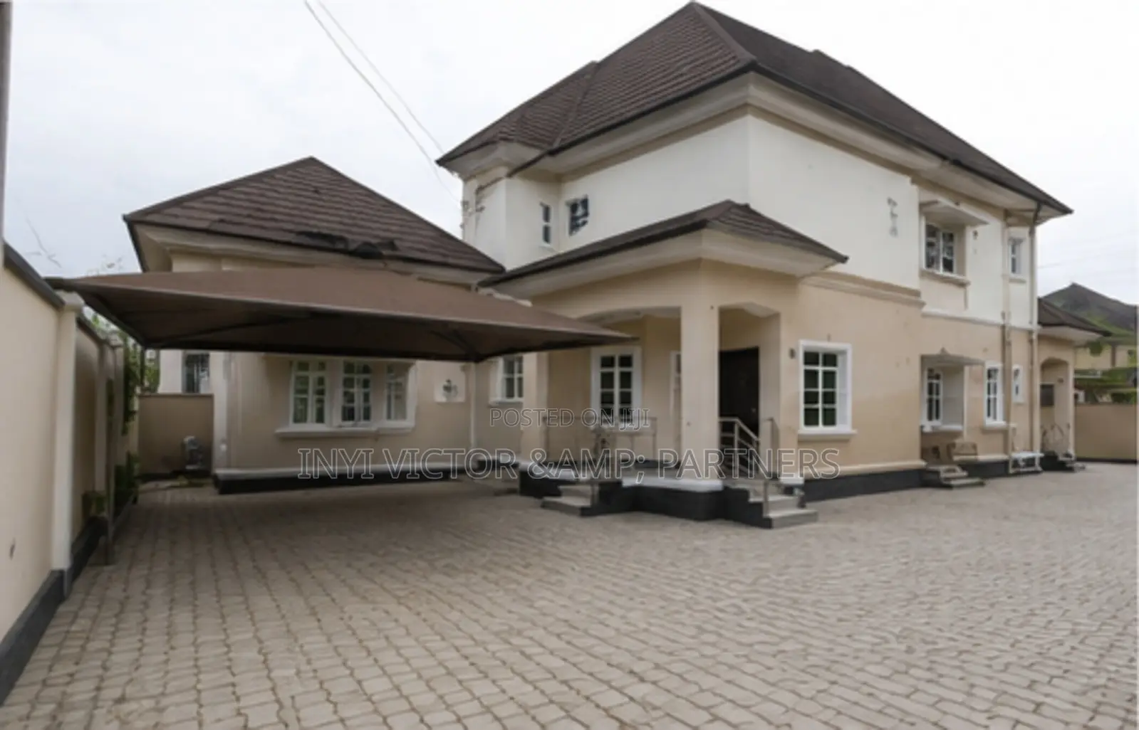 4bdrm Townhouse/Terrace in Sabon Lugbe for sale in Sabon Lugbe