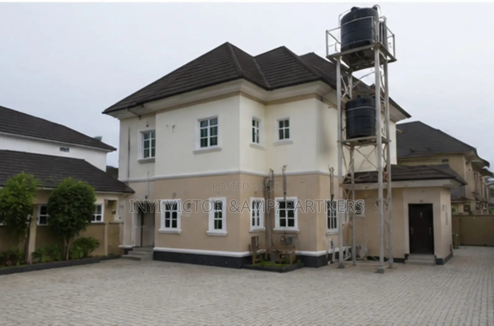 4bdrm Townhouse/Terrace in Sabon Lugbe for sale in Sabon Lugbe