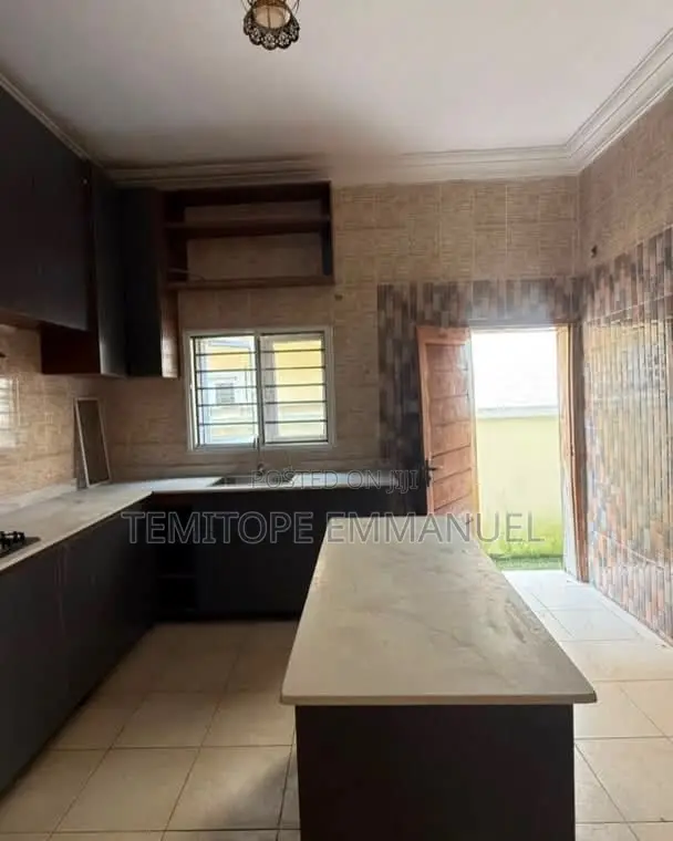 Furnished 5bdrm Duplex in Ikota for rent in Ikota