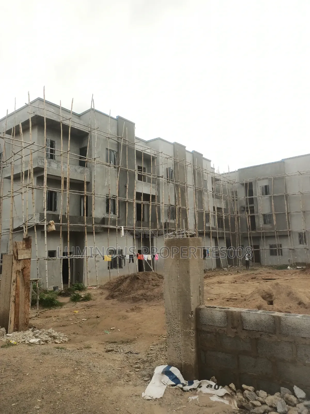 4bdrm Duplex in George Town Gwarinpa for sale in Gwarinpa