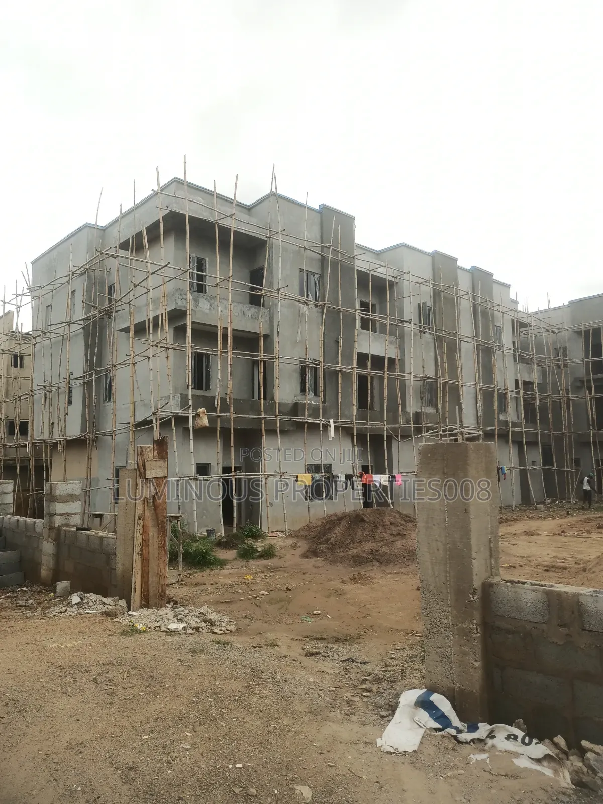 4bdrm Duplex in George Town Gwarinpa for sale in Gwarinpa