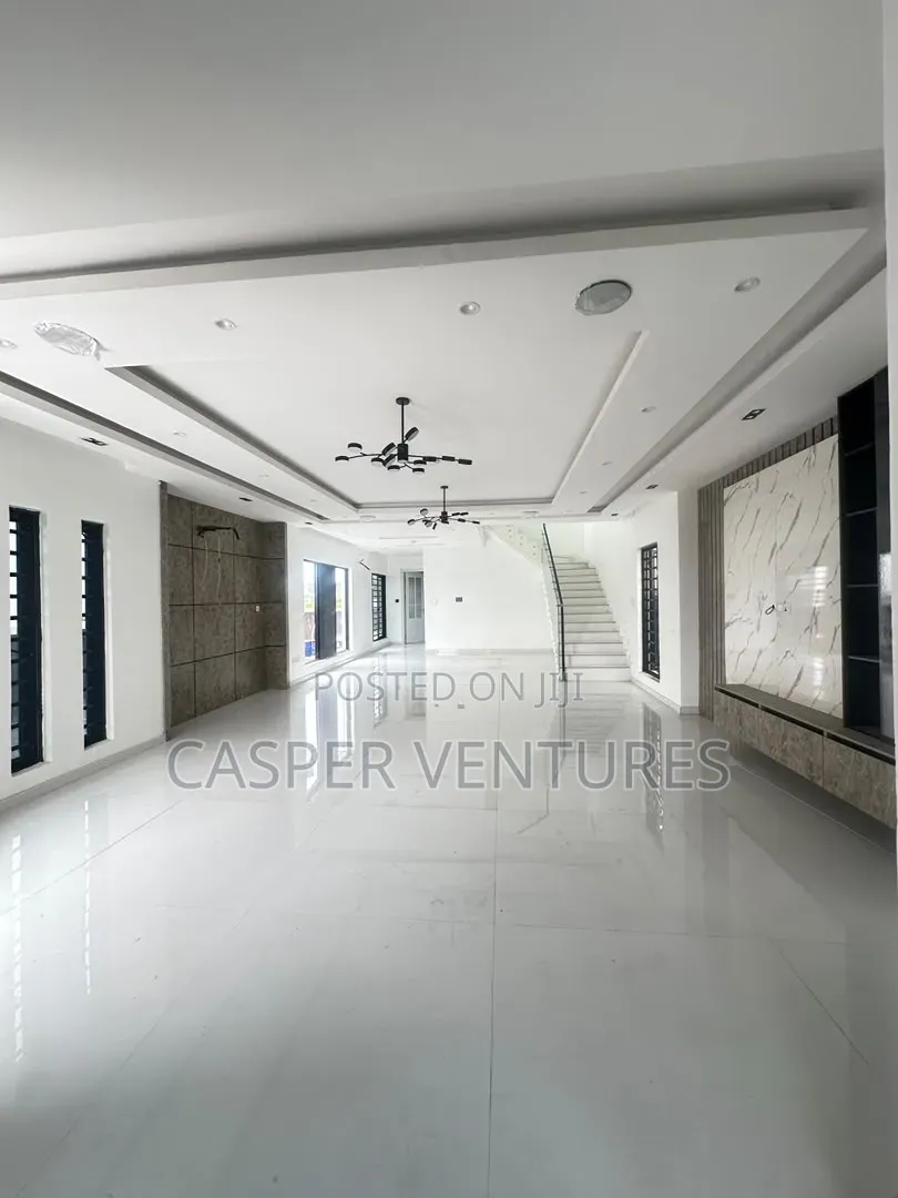 5bdrm Duplex in Royal Garden Estate, Ado / Ajah for sale in Ado / Ajah