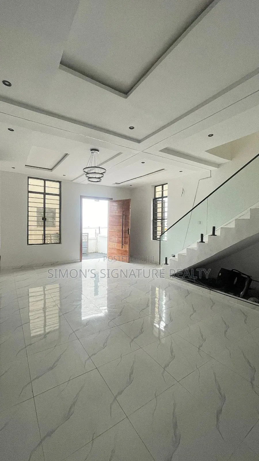 4bdrm Duplex in Ikota for sale in Ikota