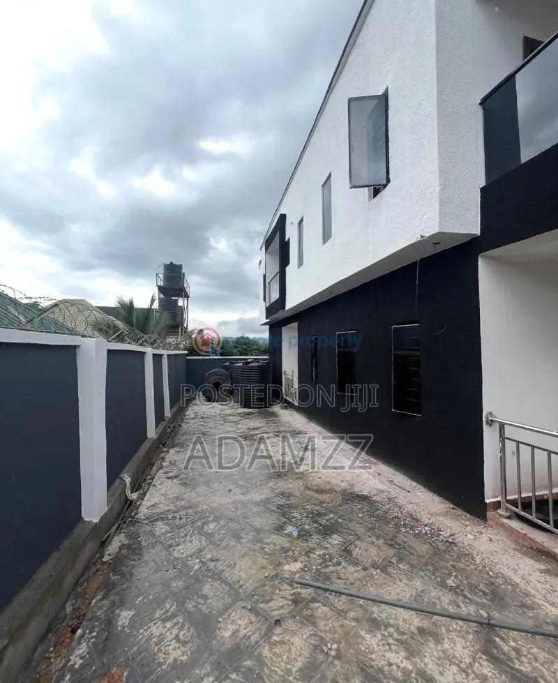 4bdrm Duplex in Damijah, Enugu for sale in Enugu