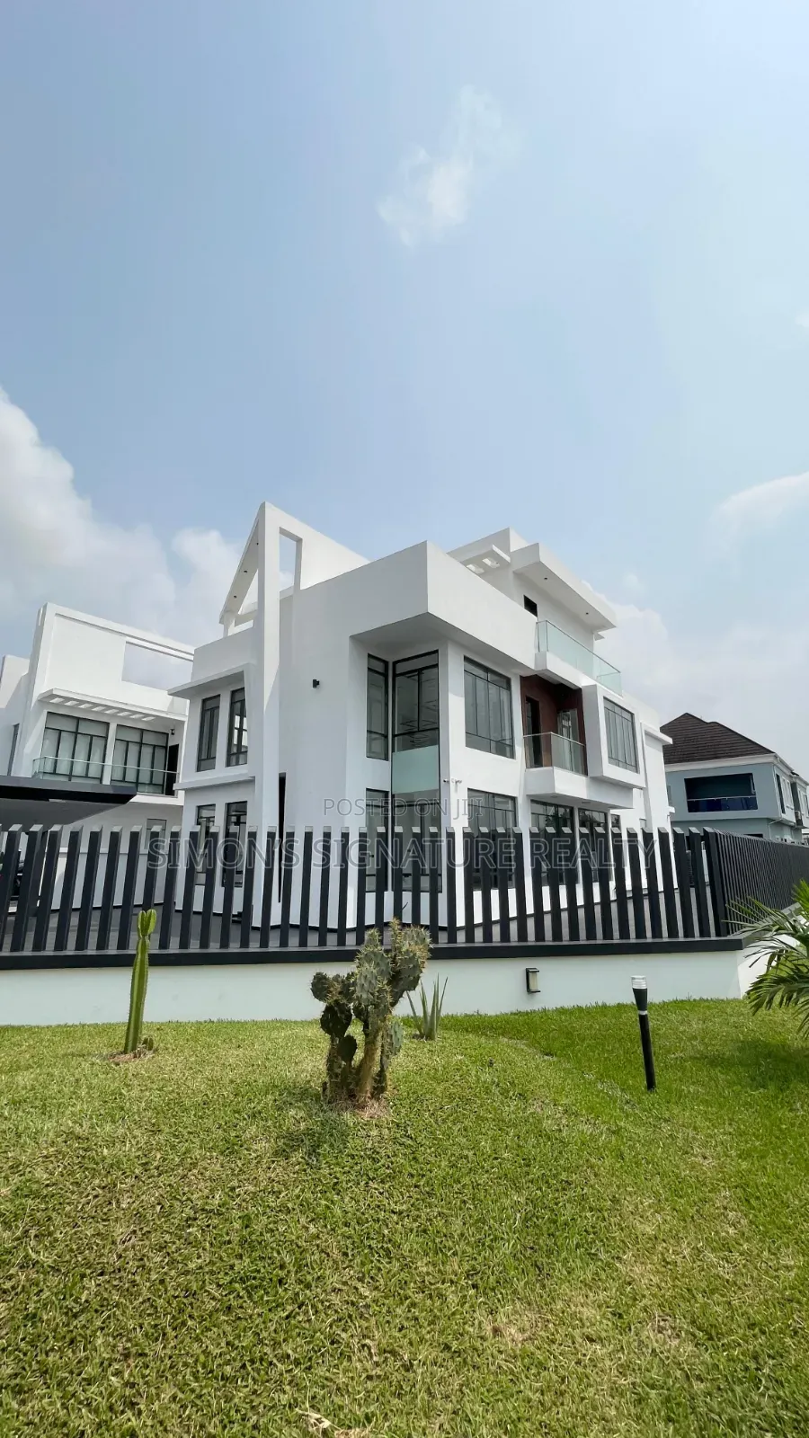 5bdrm Duplex in Pinnock Estate, Osapa london for sale in Osapa london