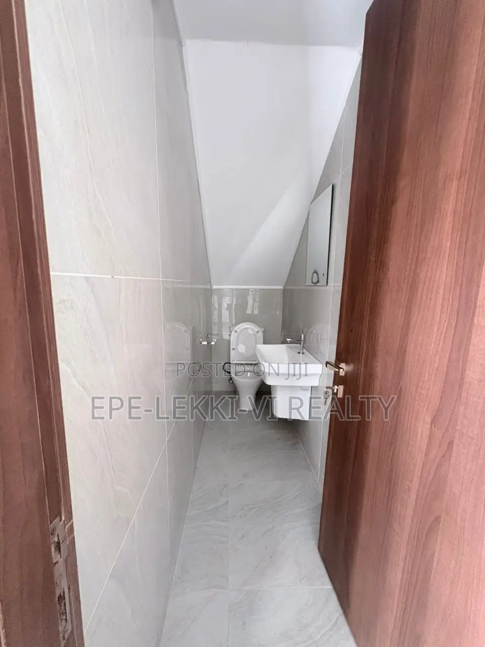 4bdrm Townhouse/Terrace in Lekki Phase 1 for sale in Lekki Phase 1