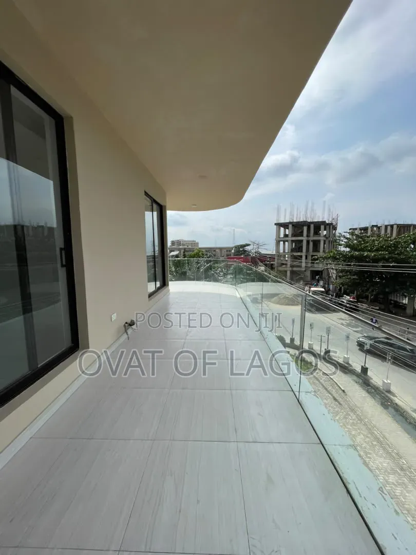 3bdrm Apartment in Lekki Phase 1 for sale in Lekki Phase 1