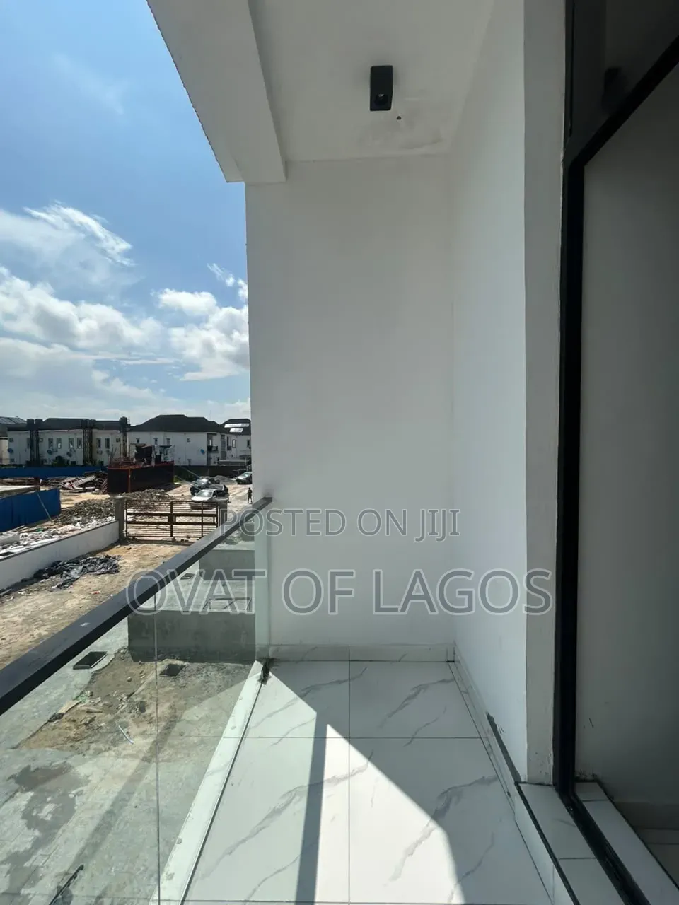4bdrm Duplex in Ikota for sale in Ikota