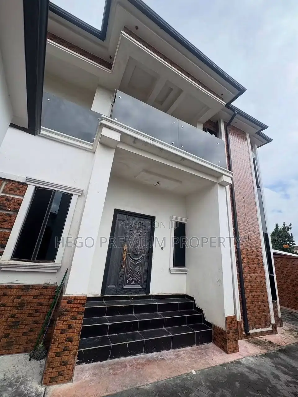 4bdrm Duplex in Rumudara, Rumuodara for sale in Rumuodara