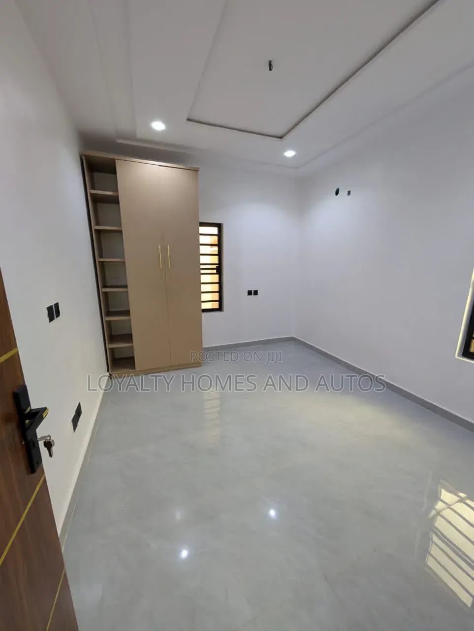 5bdrm Duplex in Berger for sale in Berger