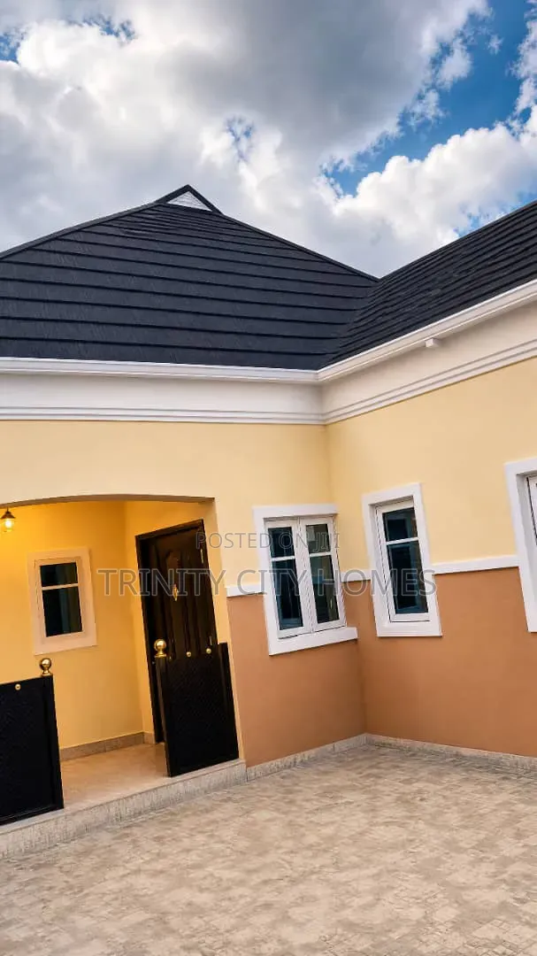 3bdrm Apartment in Akala Express for sale in Akala Express