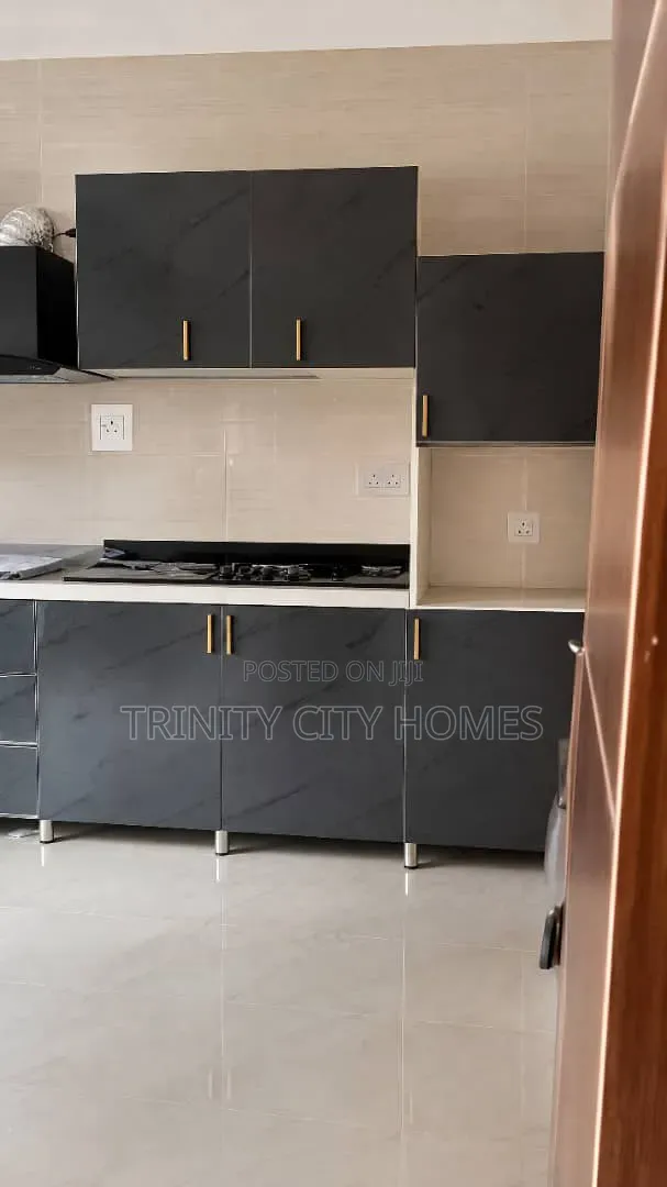 3bdrm Apartment in Akala Express for sale in Akala Express
