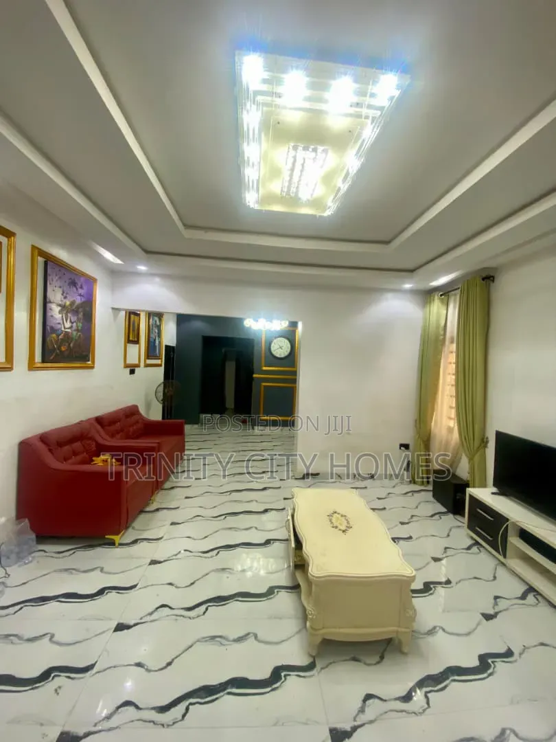 3bdrm Bungalow in Olodo(Bank Area), Egbeda / Egbeda for sale in Egbeda / Egbeda