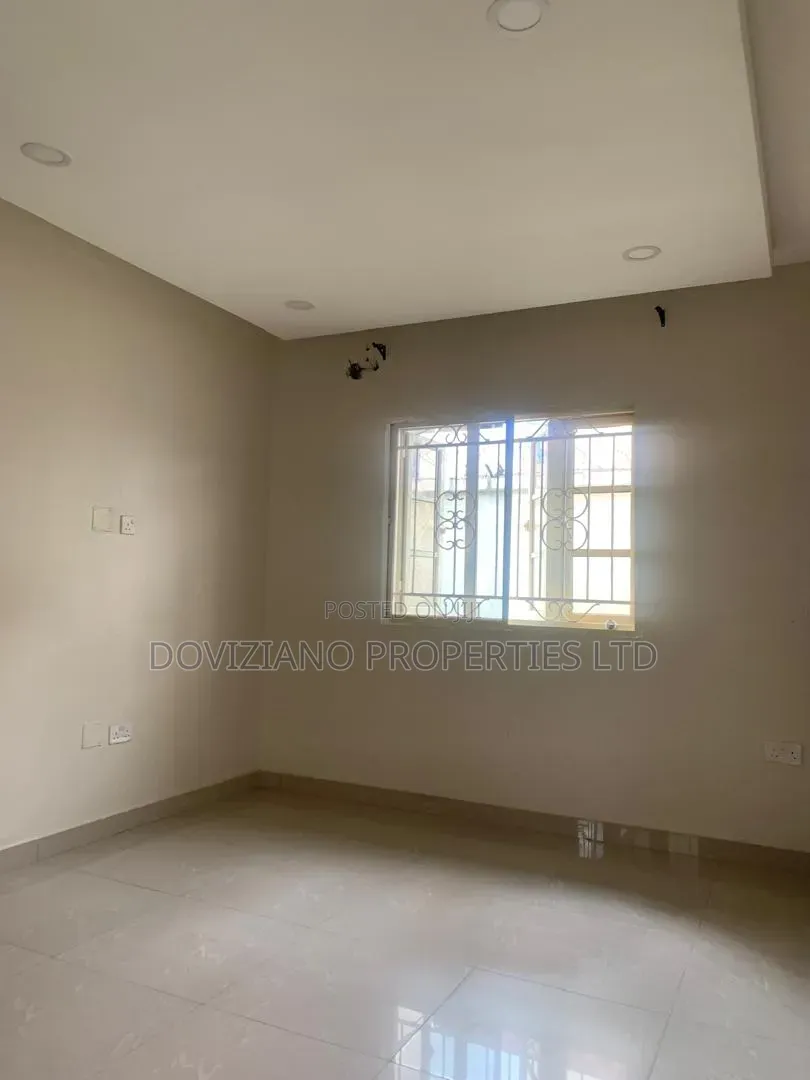 4bdrm Duplex in Lekki Phase 1 for rent in Lekki Phase 1