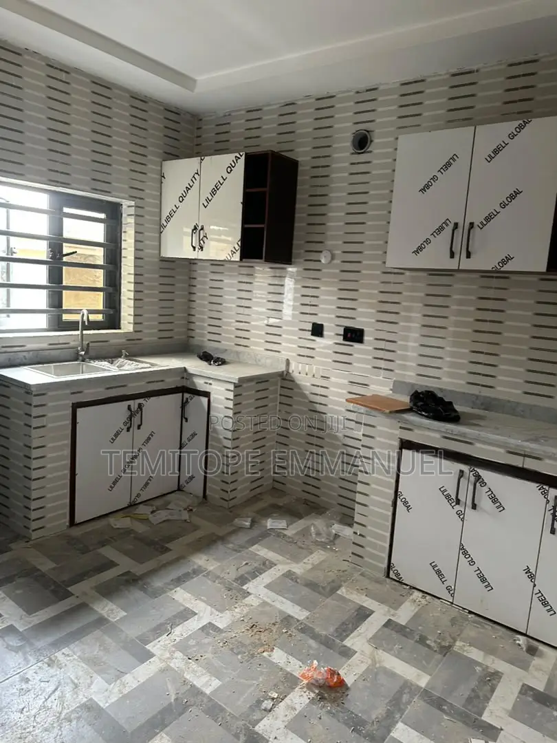 Furnished 3bdrm Apartment in Mangoro for rent in Mangoro