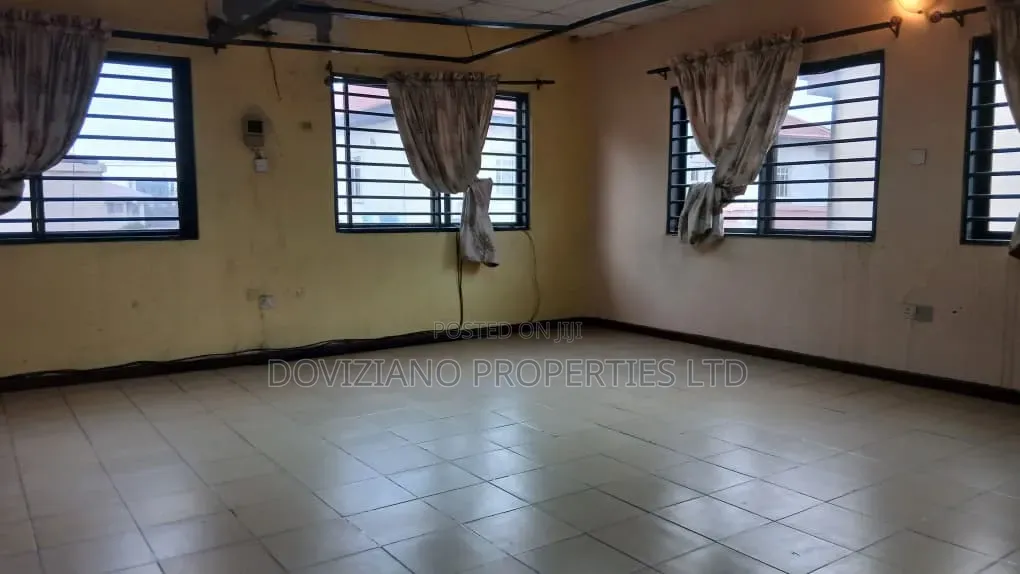 5bdrm Duplex in Lekki Phase 1 for rent in Lekki Phase 1