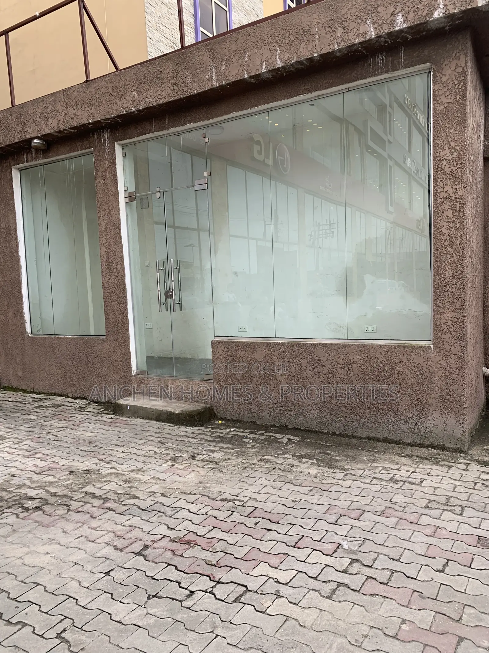 Commercial Shop for Rent in Lekki