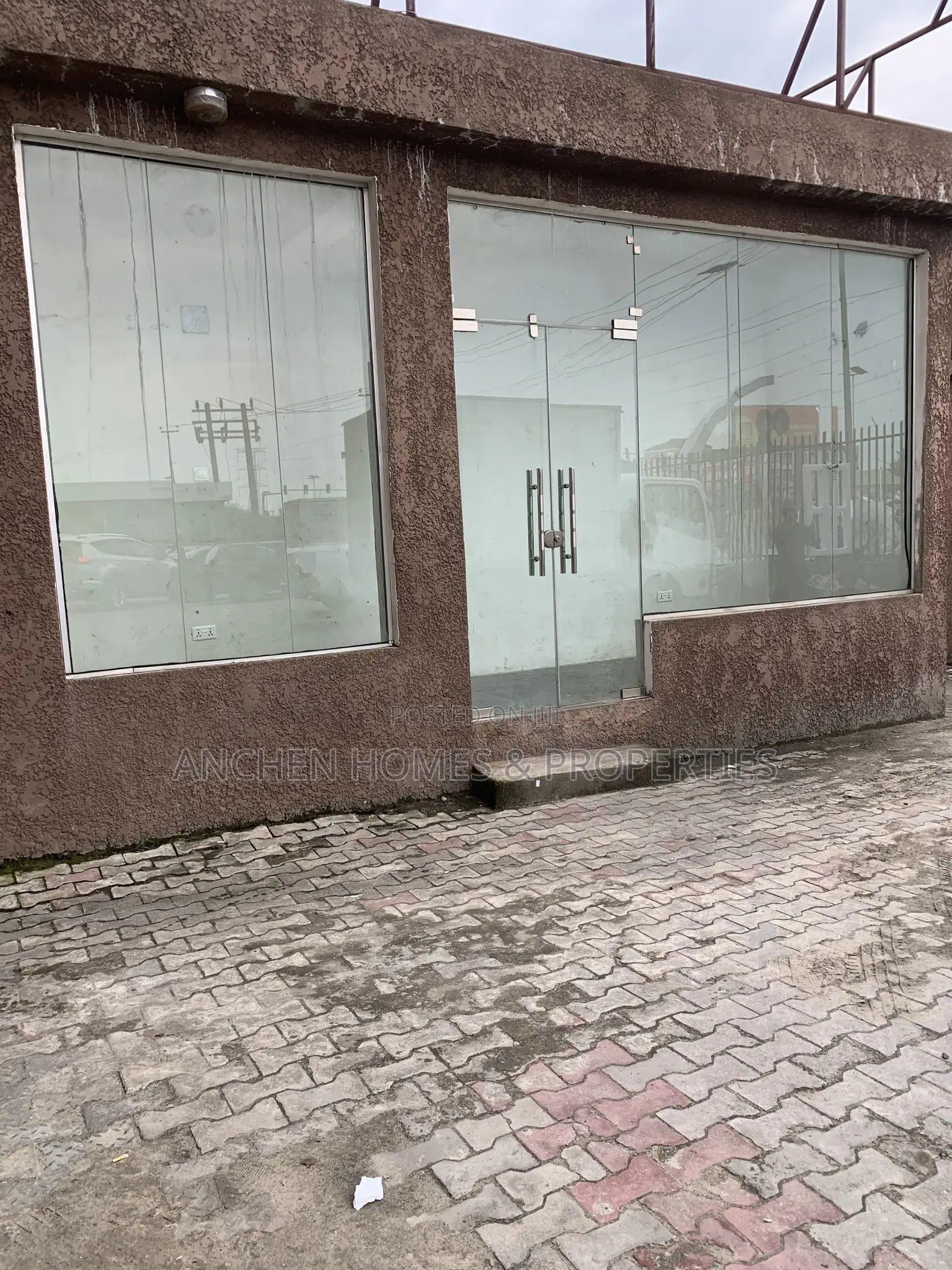 Commercial Shop for Rent in Lekki