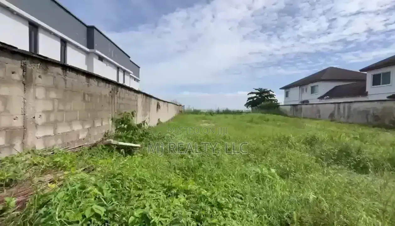 VGC Estate: 1,678sqm Waterfront Land in VGC / Ajah