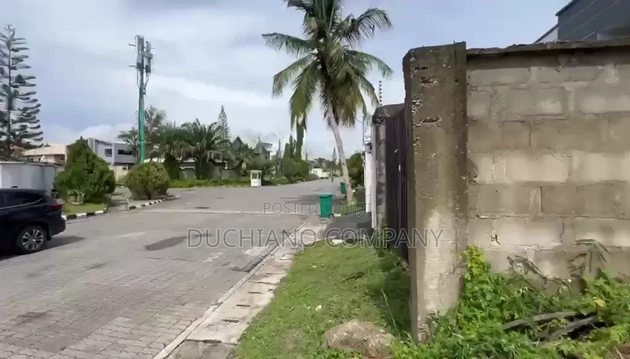 VGC Estate: 1,678sqm Waterfront Land in VGC / Ajah